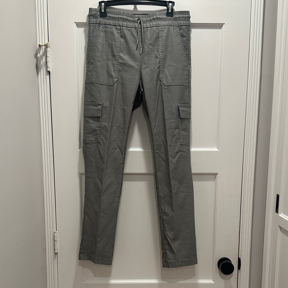 Bevy Flog Army Green lightweight Cargo Pants